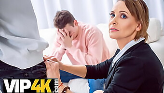 Olgun Öğretmen, Tutor4k'De Borcu Kapatmak Için Kıllı Bir Vajina Sunuyor